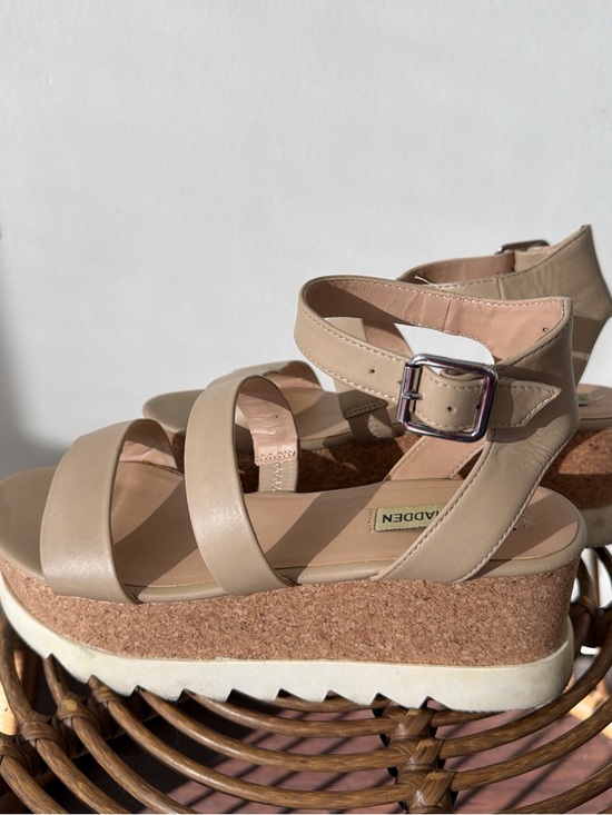 Steve Madden Beige Cork Platform Sandals - Picture 3 of 7